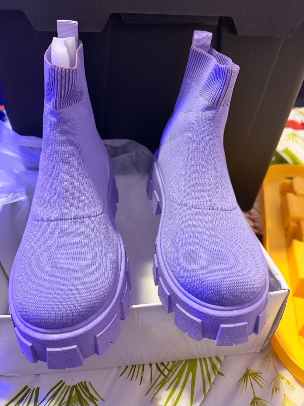 Cape Robbin Lilac Knit Platform Chelsea Booties